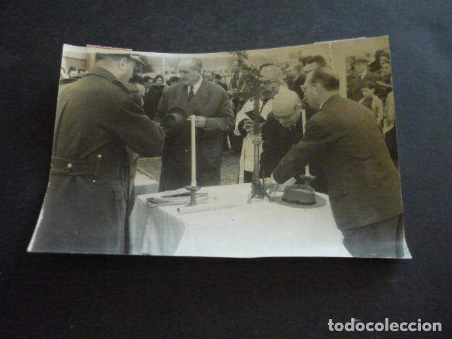 Fotografia antica: BARCELONA COLOCACION PRIMERA PIEDRA OBELISCO PRIMER VUELO ANTIGUA FOTOGRAFIA ORIGINAL 18 X 13 CM