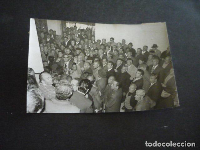 Fotografia antica: MURCIA CASO COMURPA COOPERATIVISTAS REUNIDOS ANTIGUA FOTOGRAFIA ORIGINAL 17 X 12 CM