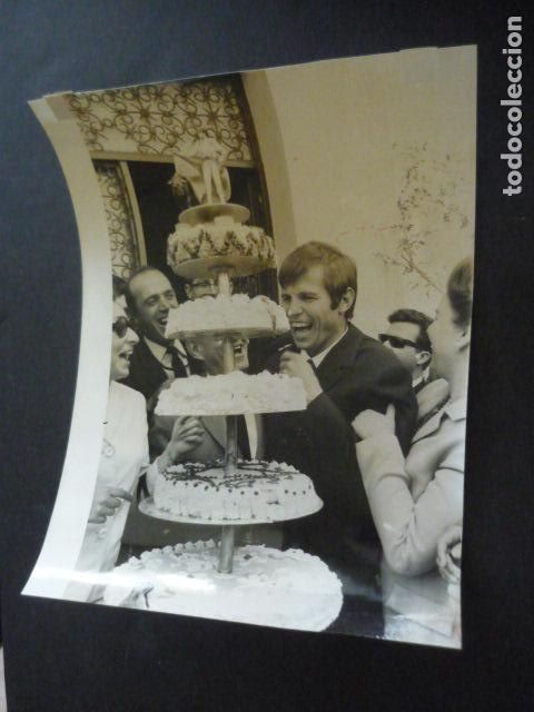 Antique Photography: CORDOBA EL CORDOBES TORERO INAUGURACION DE SU HOTEL ANTIGUA FOTOGRAFIA ORIGINAL 24 X 18 CM