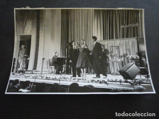 Antique Photography: MADRID CONCURSO MARCONI HACIA LA FAMA TELEVISION ESPA&Ntilde;OLA ANTIGUA FOTOGRAFIA ORIGINAL 12 X 18 CM