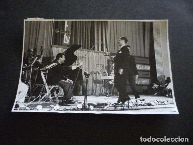 Antique Photography: MADRID CONCURSO MARCONI HACIA LA FAMA TELEVISION ESPA&Ntilde;OLA ANTIGUA FOTOGRAFIA ORIGINAL 12 X 18 CM