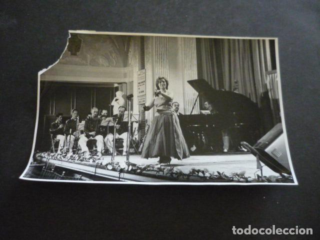 Antique Photography: MADRID CONCURSO MARCONI HACIA LA FAMA TELEVISION ESPA&Ntilde;OLA ANTIGUA FOTOGRAFIA ORIGINAL 12 X 18 CM
