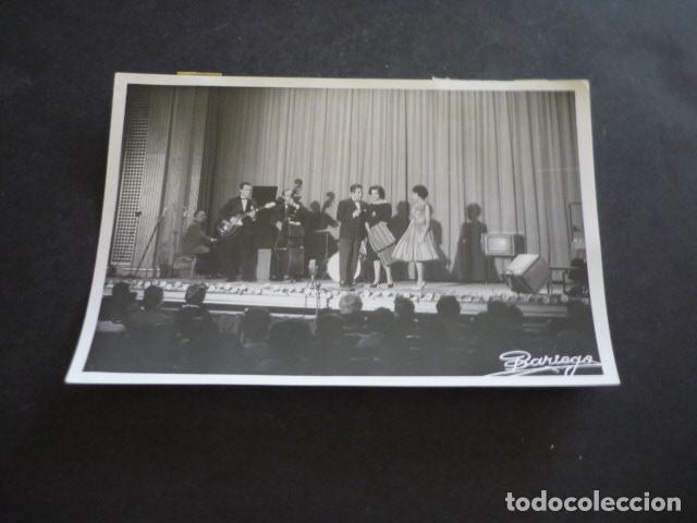 Antique Photography: MADRID CONCURSO MARCONI HACIA LA FAMA TELEVISION ESPA&Ntilde;OLA ANTIGUA FOTOGRAFIA ORIGINAL 12 X 18 CM