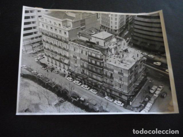 Fotograf&iacute;a antigua: MADRID CASAS RUINOSAS ANTIGUA FOTOGRAFIA ORIGINAL 18 X 24 CM