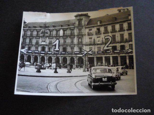 Fotograf&iacute;a antigua: MADRID MERCADO DE SELLOS EN LA PLAZA MAYOR ANTIGUA FOTOGRAFIA ORIGINAL 10 X 16 CM