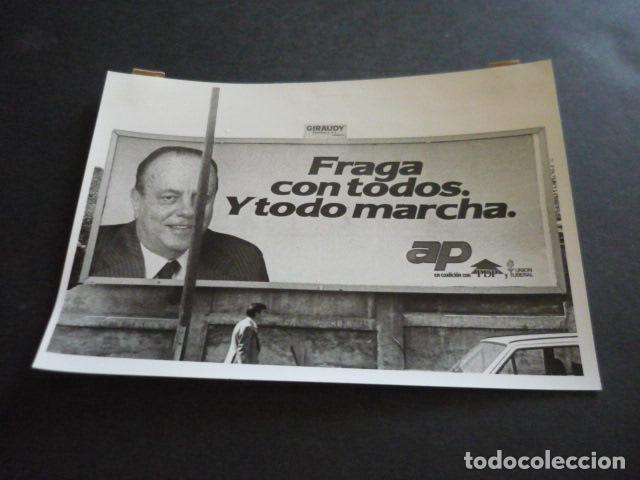 Fotograf&iacute;a antigua: MADRID ELECCIONES MUNICIPALES 1983 CARTELES ANTIGUA FOTOGRAFIA ORIGINAL 18 X 13 CM