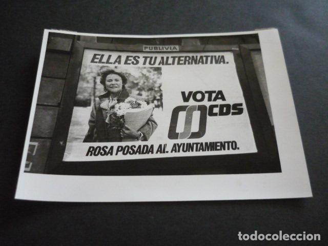 Fotograf&iacute;a antigua: MADRID CARTELES ELECTORALES ELECCIONES MUNICIPALES ANTIGUA FOTOGRAFIA ORIGINAL 18 X 13 CM