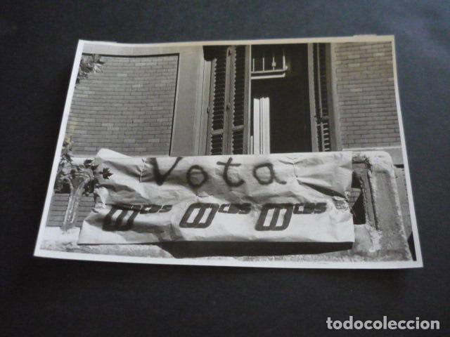 Fotografia antica: MADRID CARTEL CDS ELECCIONES 1982 ANTIGUA FOTOGRAFIA ORIGINAL 18 X 13 CM