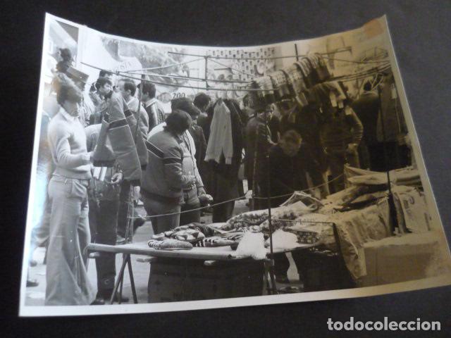 Antique Photography: MADRID EL RASTRO ANTIGUA FOTOGRAFIA ORIGINAL 18 X 24 CM