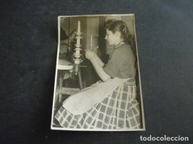Alte Fotografie: TEJEDORA CABELLO HUMANO ANTIGUA FOTOGRAFIA ORIGINAL 8 X 12 CM