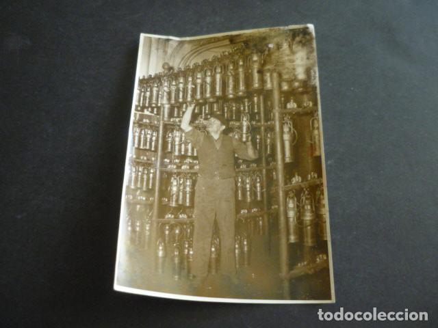 Fotografia antiga: BARRUELO DE SANTULLAN PALENCIA MINAS LAMPARAS DE TRABAJO ANTIGUA FOTOGRAFIA ORIGINAL 13 X 18 CM
