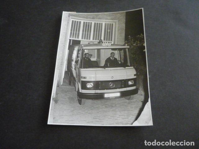 Fotografia antiga: CORDOBA FURGON DE POLICIA ANTIGUA FOTOGRAFIA ORIGINAL 12 X 18 CM
