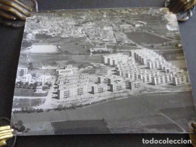 Alte Fotografie: GAVA BARCELONA COMPLEJO ROCA RADIADORES ANTIGUA FOTOGRAFIA ORIGINAL 18 X 22 CM