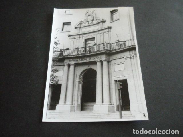 Fotografia antiga: MADRID INSTITUTO NACIONAL DE SALUD ANTIGUA FOTOGRAFIA ORIGINAL 13 X 18 CM