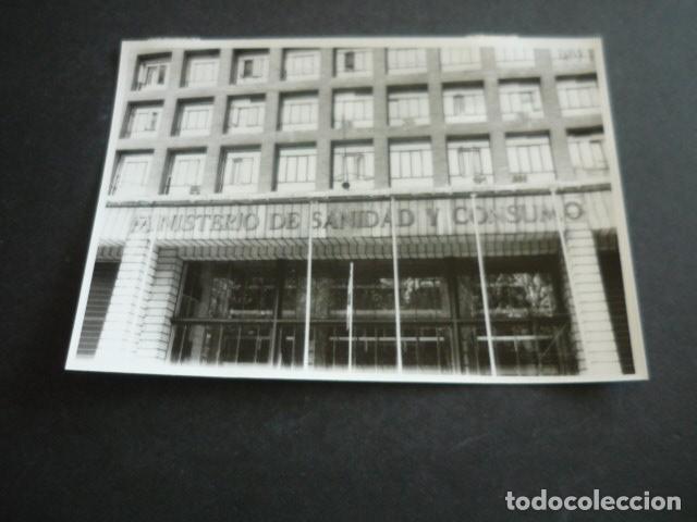 Fotografia antiga: MADRID MINISTERIO DE TRABAJO SANIDAD ANTIGUA FOTOGRAFIA ORIGINAL 13 X 18 CM