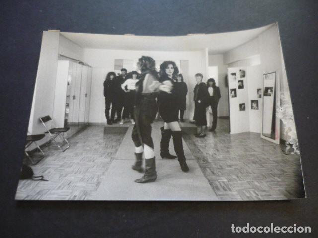 Fotografia antiga: MADRID ESCUELA DE MODELOS ANTIGUA FOTOGRAFIA ORIGINAL 18 X 13 CM
