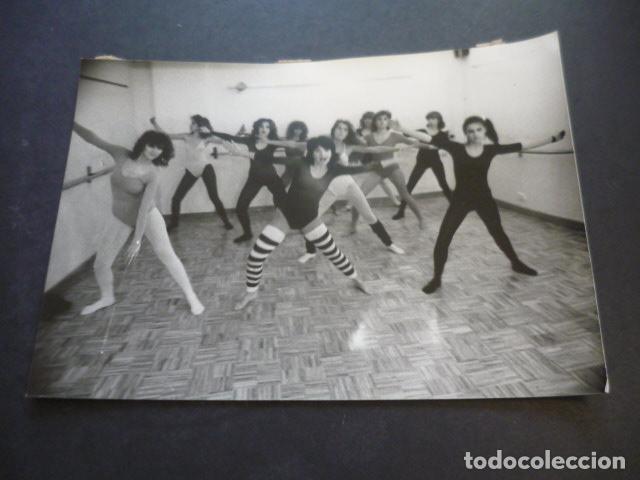 Fotografia antiga: MADRID ESCUELA DE MODELOS ANTIGUA FOTOGRAFIA ORIGINAL 18 X 13 CM