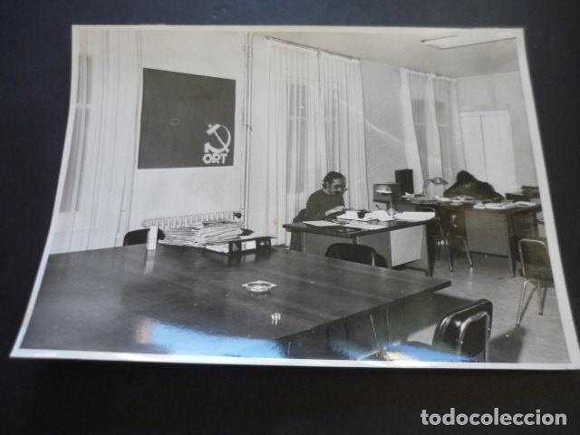Fotografia antiga: MADRID SEDE PARTIDO ORT TRANSICION ANTIGUA FOTOGRAFIA ORIGINAL 18 X 24 CM