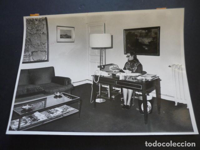 Photographie ancienne: MADRID SEDE PARTIDO DEMOCRATA POPULAR PDP TRANSICION ANTIGUA FOTOGRAFIA ORIGINAL 18 X 24 CM
