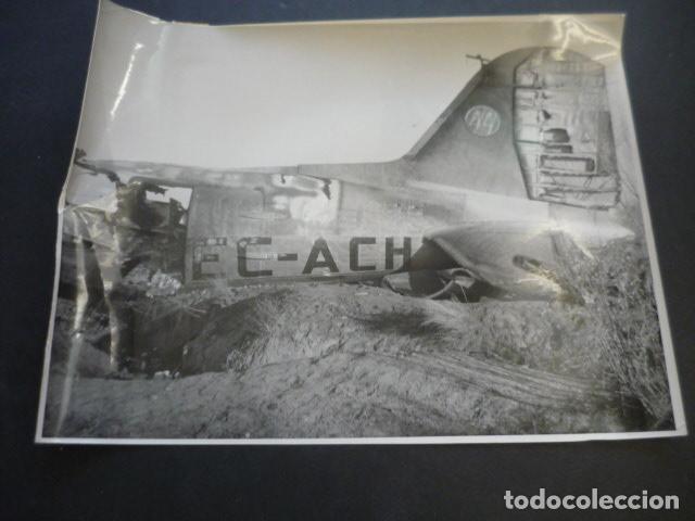 Antique Photography: MADRID AEROPUERTO BARAJAS ACCIDENTE AVION TANGER MADRID ANTIGUA FOTOGRAFIA ORIGINAL 18 X 24 CM