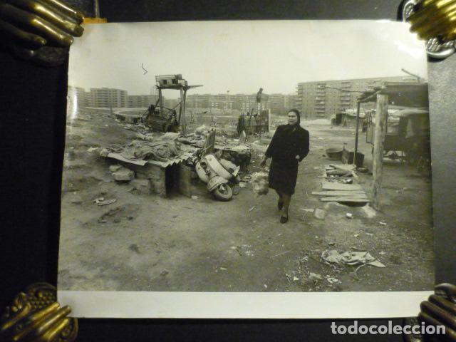 Alte Fotografie: MADRID CHABOLAS DE LOS QUINQUIS ANTIGUA FOTOGRAFIA ORIGINAL 24 X 18 CM