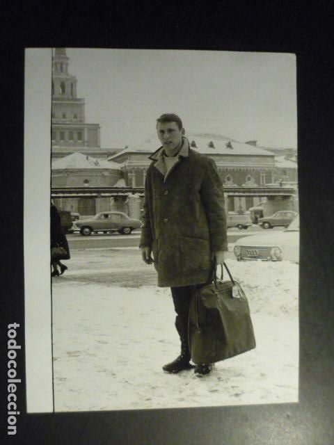 Fotograf&iacute;a antigua: ALAIN CALMAT CAMPEON MUNDIAL PATINAJE ARTISTICO ANTIGUA FOTOGRAFIA ORIGINAL 18 X 24 CM