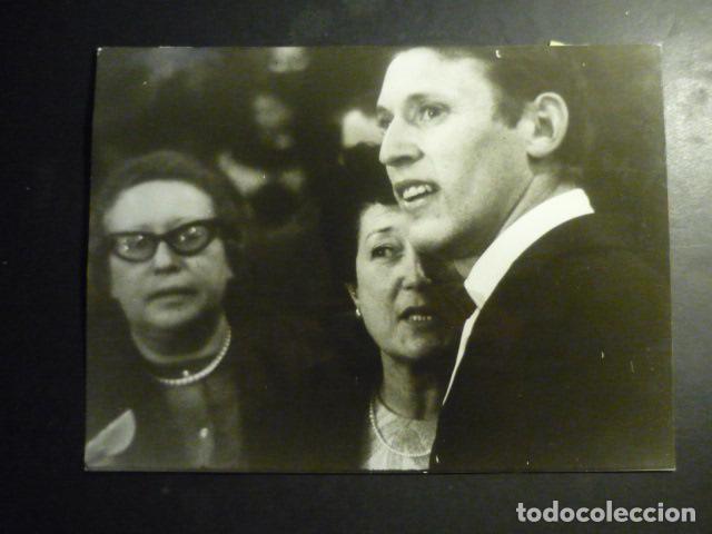 Fotograf&iacute;a antigua: ALAIN CALMAT CAMPEON MUNDIAL PATINAJE ARTISTICO ANTIGUA FOTOGRAFIA ORIGINAL 18 X 24 CM
