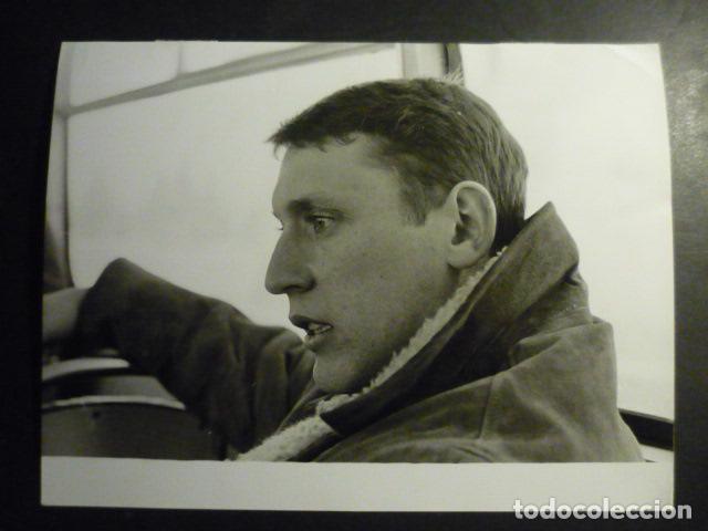 Fotograf&iacute;a antigua: ALAIN CALMAT CAMPEON MUNDIAL PATINAJE ARTISTICO ANTIGUA FOTOGRAFIA ORIGINAL 18 X 24 CM