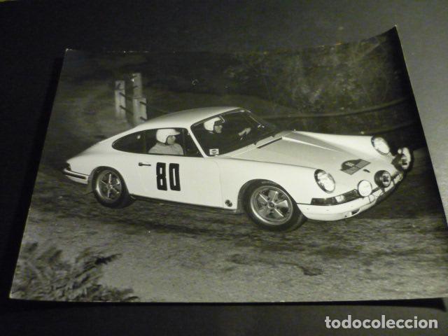Antique Photography: RALLYE GERONA ELADIO DONCEL CORREDOR AUTOMOVILISMO ANTIGUA FOTOGRAFIA ORIGINAL 18 X 24 CM