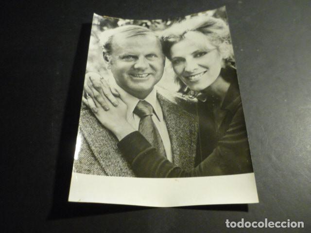 Fotografia antica: CON OCHO BASTA SERIE TELEVISION ESPA&Ntilde;OLA ANTIGUA FOTOGRAFIA ORIGINAL 18 X 13 CM
