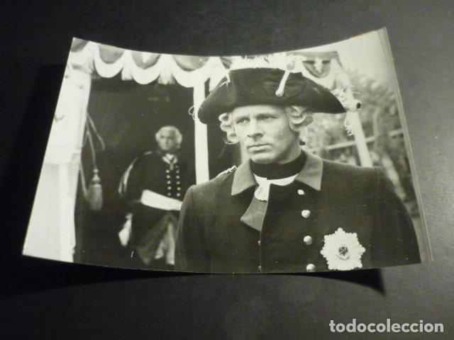Alte Fotografie: EL BARON VON DER TRENCK SERIE TELEVISION ESPA&Ntilde;OLA ANTIGUA FOTOGRAFIA ORIGINAL 18 X 13 CM