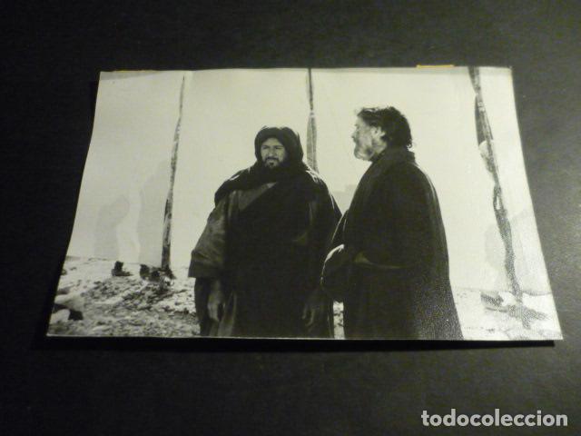 Alte Fotografie: MOISES SERIE TELEVISION ESPA&Ntilde;OLA ANTIGUA FOTOGRAFIA ORIGINAL 18 X 13 CM