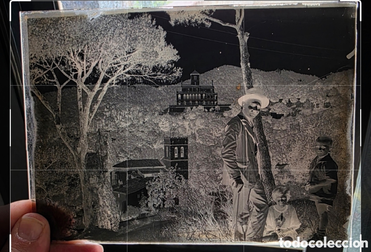Fotografia antiga: Antigua Fotograf&iacute;a Negativo Cristal Iglesia Santa Maria Vallvidrera i Vil&bull;la Joana Masia Barcelona