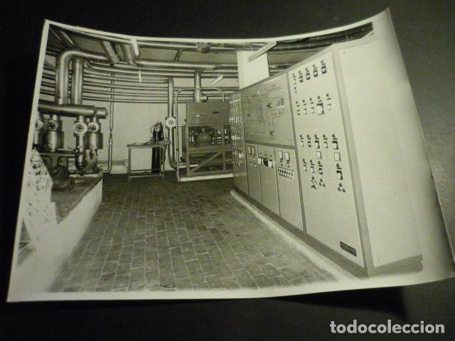 Alte Fotografie: MADRID HOSPITAL INSTALACIONES CUADROS DE MANDO ANTIGUA FOTOGRAFIA 18 X 24 CM