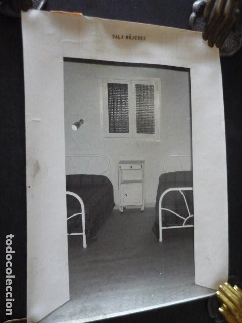 Alte Fotografie: MADRID ESTADIO VICENTE CALDERON ENFERMERIA MUJERES ANTIGUA FOTOGRAFIA ORIGINAL 24 X 18 CM