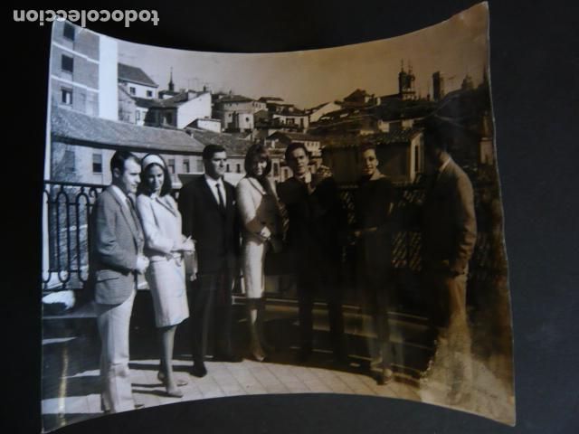 Fotograf&iacute;a antigua: MADRID CARLOS ESTRADA ACTOR EN VISITA ANTIGUA FOTOGRAFIA ORIGINAL 18 X 24 CM