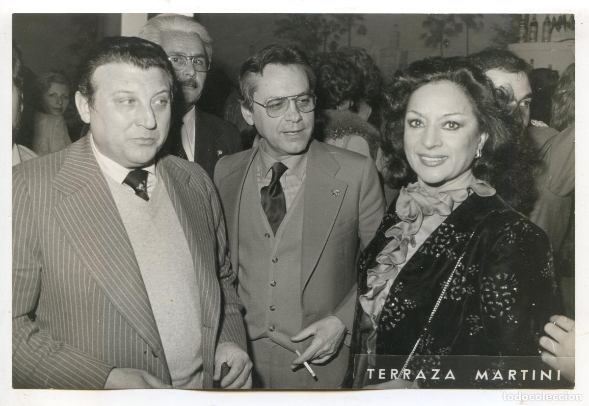 Fotograf&iacute;a antigua: Lola Flores en acto social en la Terraza Martini de Barcelona, circa 1980, Foto Capella