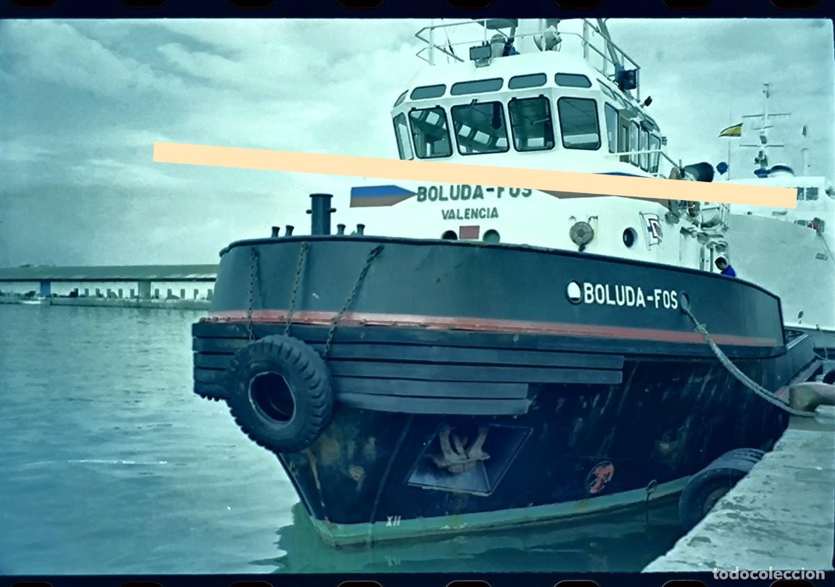 Fotograf&iacute;a antigua: Antiguo negativo de fotograf&iacute;a. Barco Remolcador Boluda-Fos. A&ntilde;os 90