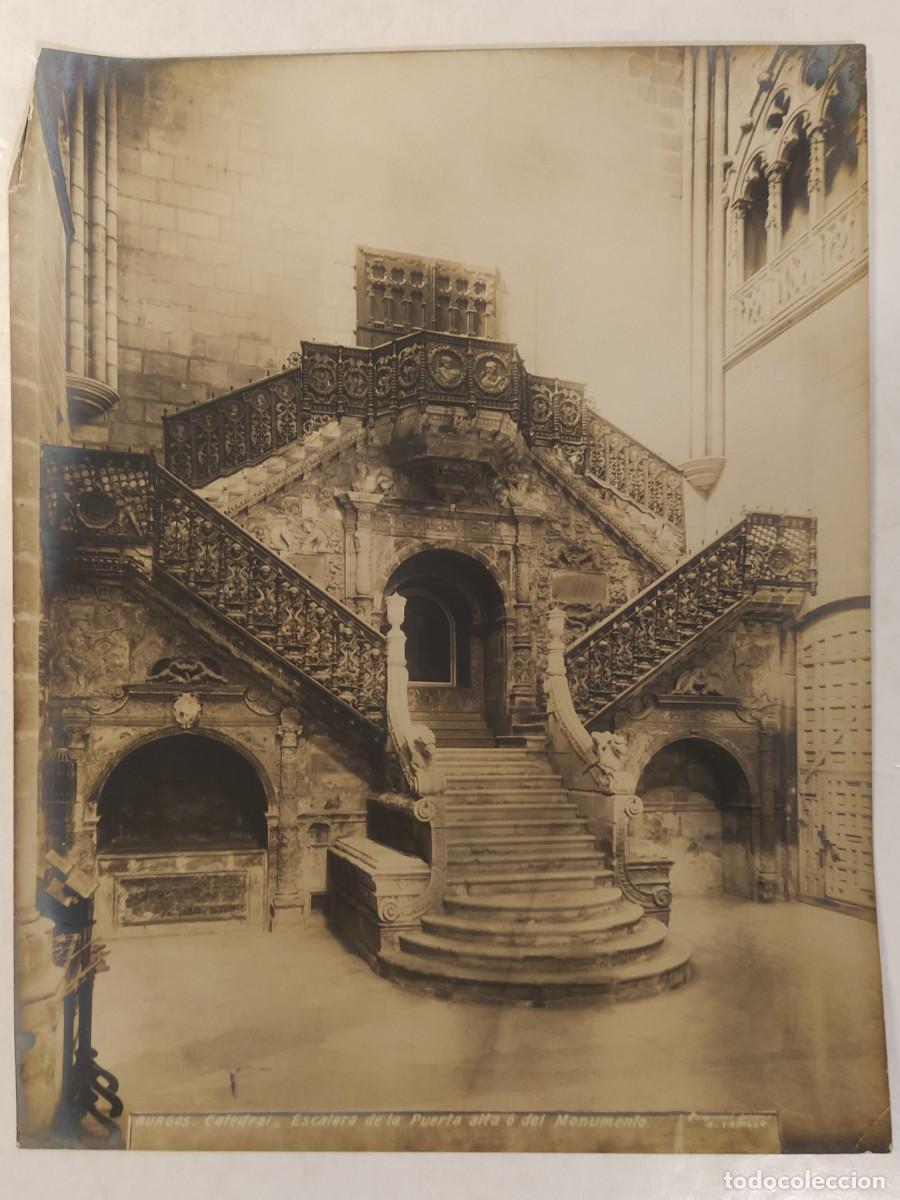 Fotograf&iacute;a antigua: BURGOS - CATEDRAL - ESCALERA DE LA PUERTA ALTA O DEL MONUMENTO -FOTO A. VADILLO - FOTOGRAFIA ANTIGUA