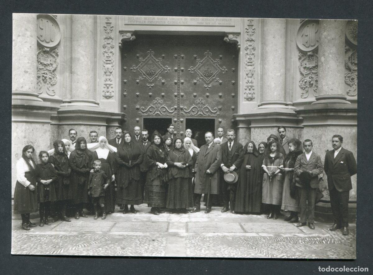 Fotograf&iacute;a antigua: MONTSERRAT. Grupo familiar. Gran foto. Sin autoria. ca_1925. Mediadas170x120mm