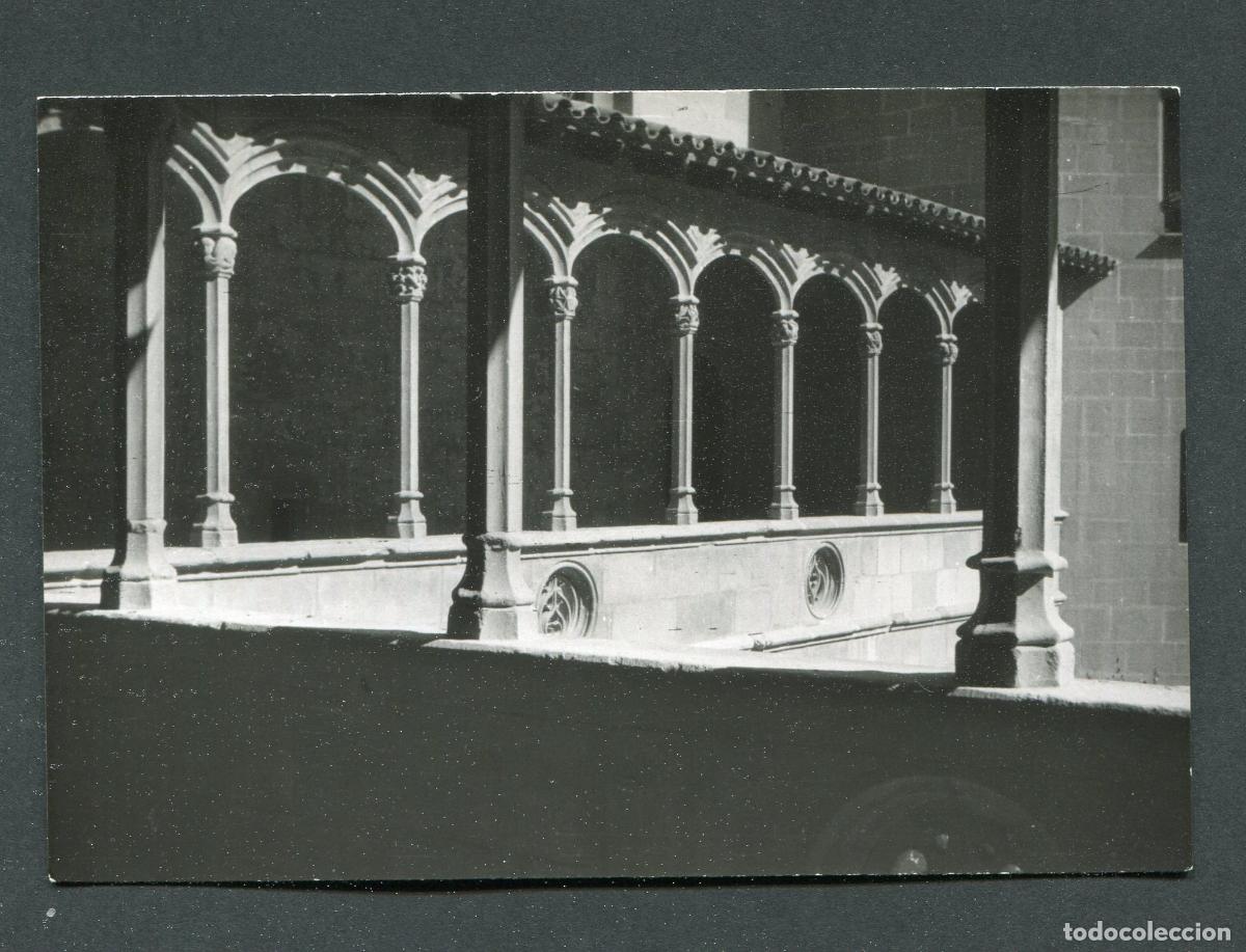 Antique Photography: MONTSERRAT. Claustro. Curioso encuadre. ca.1950