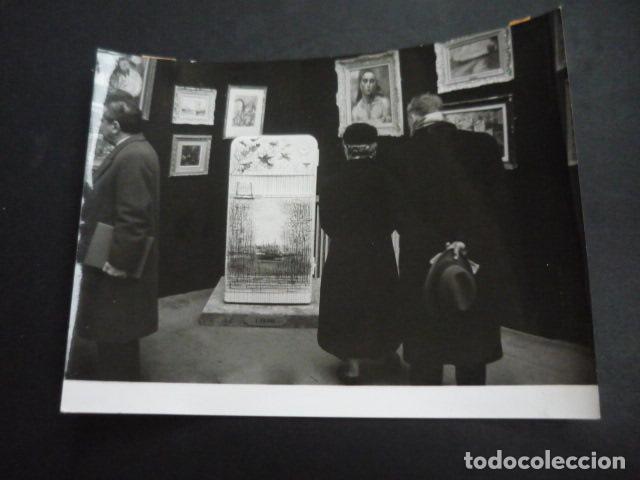 Photographie ancienne: PARIS EXPOSICION DE NEVERAS PINTADAS FOTOGRAFIA ORIGINAL 18 X 24 CM