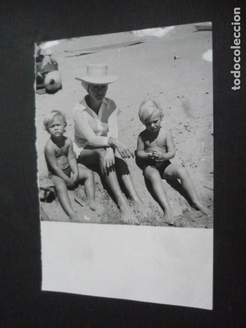 Fotograf&iacute;a antigua: MARBELLA MALAGA PRINCESA BEATRIZ DE HONHELOHE FOTOGRAFIA ORIGINAL 16 X 24 CM