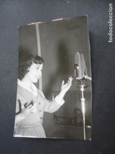 Fotograf&iacute;a antigua: CONCURSO DE LA RADIO CANTANTE ANTIGUA FOTOGRAFIA ORIGINAL 12 X 18 CM