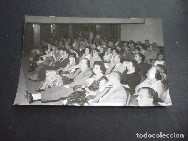 Fotograf&iacute;a antigua: RADIO CONCURSO GALLINA BLANCA ANTIGUA FOTOGRAFIA ORIGINAL 12 X 18 CM