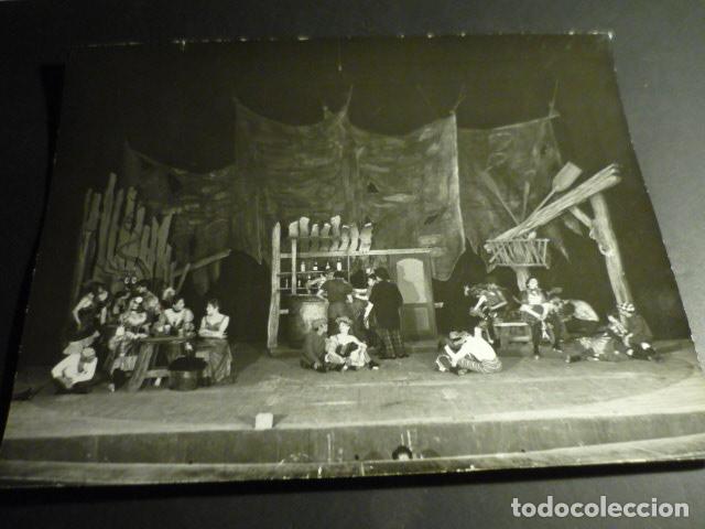 Fotograf&iacute;a antigua: MADRID TEATRO DE LA ZARZUELA REVISTA MUSICAL LA PELIRROJA VIRMA GONZALEZ ANTIGUA FOTOGRAFIA 24 X 18