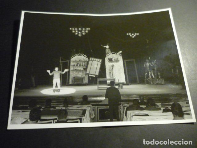 Photographie ancienne: MADRID TEATRO DE LA ZARZUELA REVISTA MUSICAL LA PELIRROJA VIRMA GONZALEZ ANTIGUA FOTOGRAFIA 24 X 18