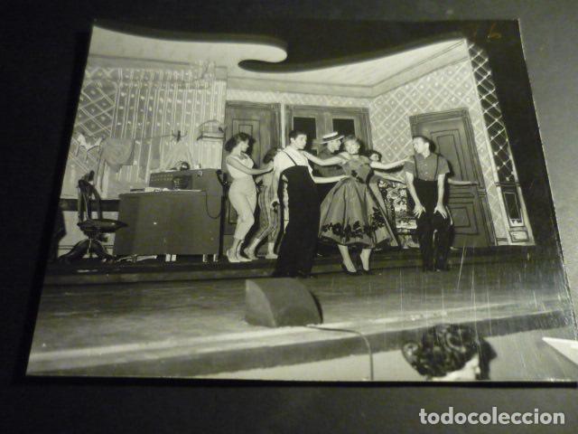 Fotograf&iacute;a antigua: MADRID TEATRO DE LA ZARZUELA REVISTA MUSICAL LA PELIRROJA VIRMA GONZALEZ ANTIGUA FOTOGRAFIA 24 X 18