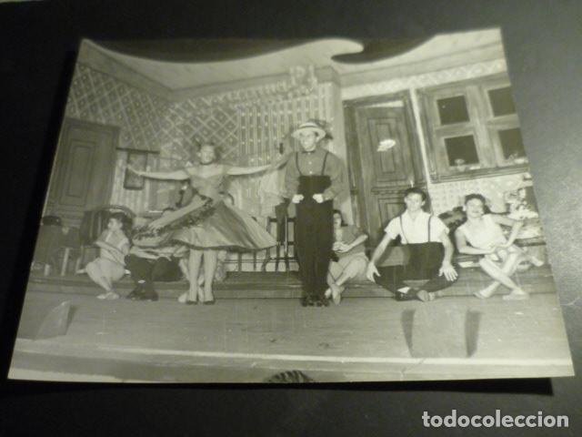 Fotograf&iacute;a antigua: REVISTA MUSICAL ANITA LA HUERFANITA ACTRIZ VIRMA GONZALEZ ANTIGUA FOTOGRAFIA 20 X 25,5 CM