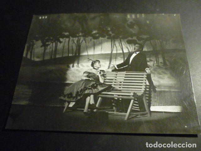 Fotograf&iacute;a antigua: REVISTA MUSICAL ANITA LA HUERFANITA ACTRIZ VIRMA GONZALEZ ANTIGUA FOTOGRAFIA 20 X 25,5 CM